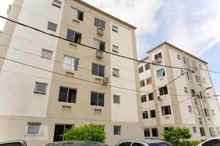 Apartamento para alugar com 47m², 2 quartos e 1 vaga Apartamento para alugar com 47m², 2 quartos e 1 vagaFachada