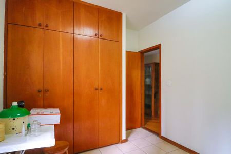 Quarto 2 de apartamento para alugar com 3 quartos, 80m² em Sion, Belo Horizonte