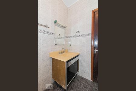 Casa à venda com 110m², 2 quartos e 3 vagasBanheiro