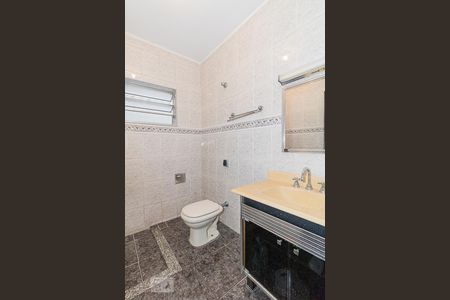 Casa à venda com 110m², 2 quartos e 3 vagasBanheiro