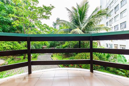 Casa à venda com 500m², 6 quartos e 4 vagasVaranda da Suite Master