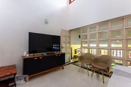 Sala de Tv de casa à venda com 6 quartos, 500m² em São Francisco, Niterói