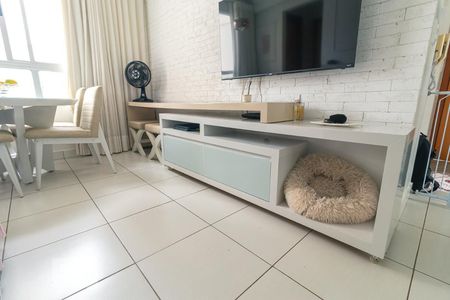 Sala de Estar de apartamento para alugar com 2 quartos, 47m² em Setor Bueno, Goiânia
