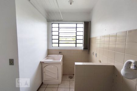 Apartamento para alugar com 50m², 2 quartos e 1 vaga Apartamento para alugar com 50m², 2 quartos e 1 vagaCozinha e Área de Serviço