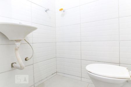 Banheiro de casa para alugar com 1 quarto, 70m² em Jardim Ismênia, São José dos Campos