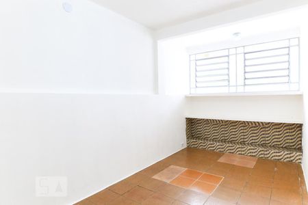 Quarto de casa para alugar com 1 quarto, 70m² em Jardim Ismênia, São José dos Campos