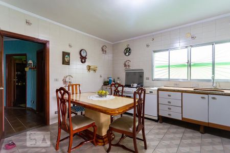 Casa à venda com 505m², 4 quartos e 8 vagasCozinha