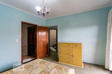 Casa à venda com 505m², 4 quartos e 8 vagasSuíte