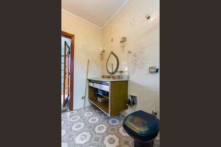 Casa à venda com 505m², 4 quartos e 8 vagasBanheiro da Suíte 2