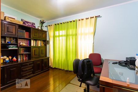 Casa à venda com 505m², 4 quartos e 8 vagasEscritório