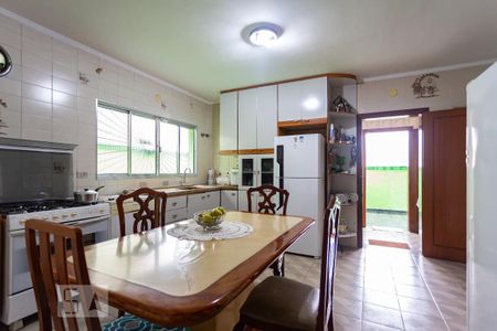 Casa à venda com 505m², 4 quartos e 8 vagasCozinha