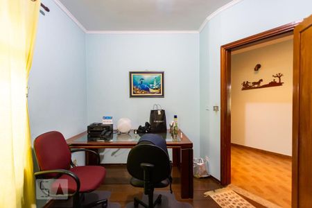 Casa à venda com 505m², 4 quartos e 8 vagasEscritório