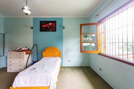 Casa à venda com 505m², 4 quartos e 8 vagasQuarto 2