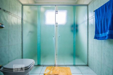 Casa de condomínio à venda com 308m², 3 quartos e 4 vagasBanheiro 2