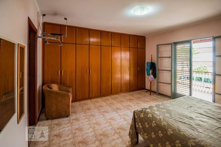 Suíte de casa de condomínio à venda com 3 quartos, 308m² em Parque das Flores, Campinas