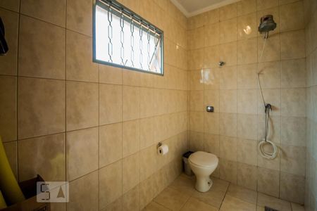 Casa de condomínio à venda com 308m², 3 quartos e 4 vagasLavabo