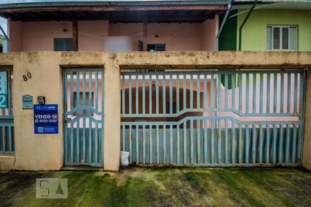 Casa de condomínio à venda com 308m², 3 quartos e 4 vagasPlaquinha