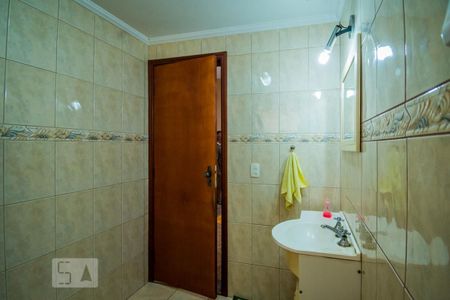 Casa de condomínio à venda com 308m², 3 quartos e 4 vagasLavabo