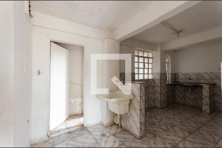 Casa para alugar com 50m², 1 quarto e sem vagaÁrea de Serviço