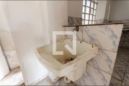 Casa para alugar com 50m², 1 quarto e sem vagaÁrea de Serviço