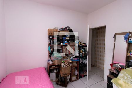 Casa à venda com 4 quartos, 200m² em Vila Iório, São Paulo