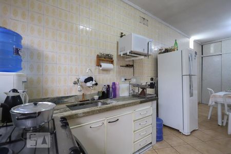 Casa à venda com 130m², 3 quartos e 1 vaga Casa à venda com 130m², 3 quartos e 1 vagaCozinha