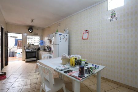 Casa à venda com 130m², 3 quartos e 1 vaga Casa à venda com 130m², 3 quartos e 1 vagaCozinha