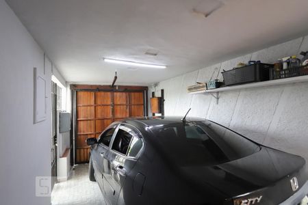 Casa à venda com 130m², 3 quartos e 1 vaga Casa à venda com 130m², 3 quartos e 1 vagaGaragem