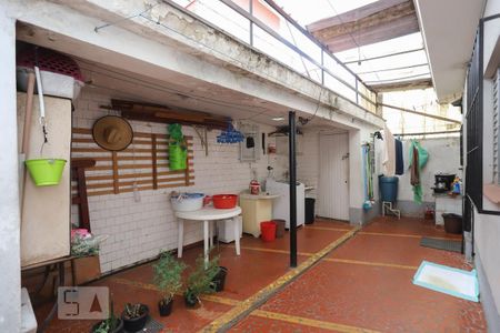 Casa à venda com 130m², 3 quartos e 1 vaga Casa à venda com 130m², 3 quartos e 1 vagaQuintal