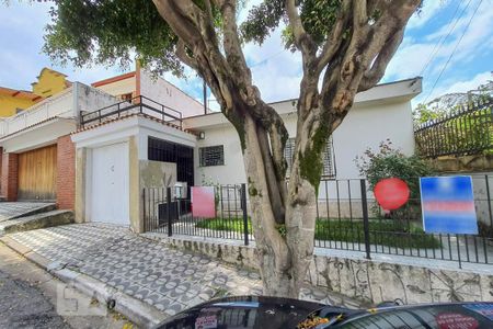 Casa à venda com 130m², 3 quartos e 1 vagaFachada