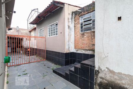 Casa à venda com 240m², 3 quartos e 1 vagaQuintal - Barracão