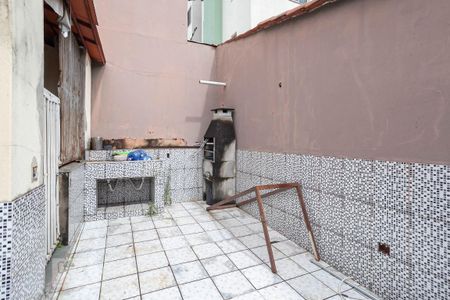 Casa à venda com 240m², 3 quartos e 1 vagaQuintal 