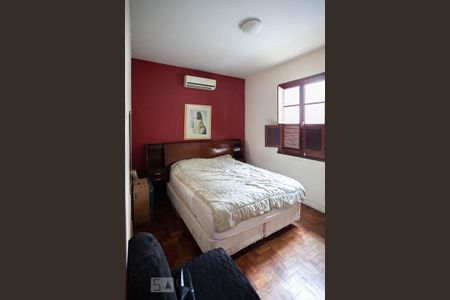 Casa à venda com 240m², 3 quartos e 1 vagaquarto 3