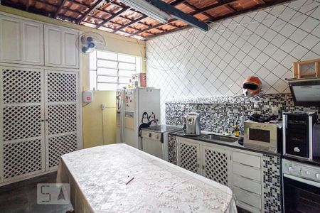 Casa à venda com 240m², 3 quartos e 1 vagaCozinha 2
