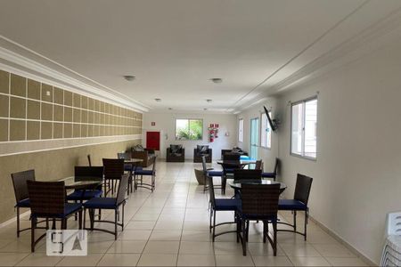 Apartamento à venda com 44m², 2 quartos e 1 vaga Apartamento à venda com 44m², 2 quartos e 1 vagaÁrea Comum - Salão de Festas