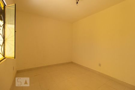 Sala/Quarto de kitnet/studio para alugar com 1 quarto, 30m² em Campo Grande, Rio de Janeiro