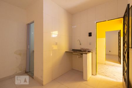 Cozinha de kitnet/studio para alugar com 1 quarto, 30m² em Campo Grande, Rio de Janeiro