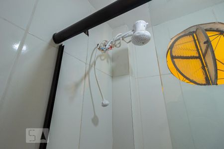 Detalhe do Banheiro de kitnet/studio para alugar com 1 quarto, 30m² em Campo Grande, Rio de Janeiro