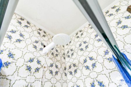 Casa à venda com 510m², 5 quartos e 4 vagas Casa à venda com 510m², 5 quartos e 4 vagasBanheiro Suíte