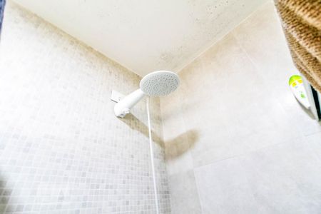 Casa à venda com 510m², 5 quartos e 4 vagas Casa à venda com 510m², 5 quartos e 4 vagasBanheiro