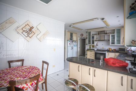 Casa à venda com 482m², 3 quartos e 6 vagasCozinha