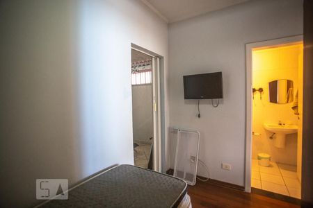 Casa à venda com 482m², 3 quartos e 6 vagasQuarto de serviço