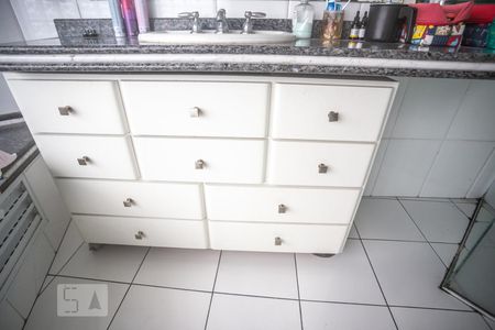 Casa à venda com 482m², 3 quartos e 6 vagasArmário