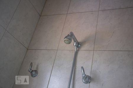 Casa à venda com 482m², 3 quartos e 6 vagasChuveiro