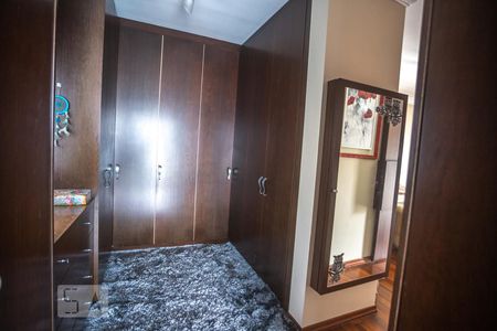 Casa à venda com 482m², 3 quartos e 6 vagasCloset suíte 2