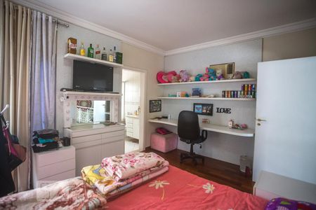 Casa à venda com 482m², 3 quartos e 6 vagasSuíte 3