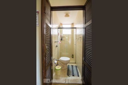 Casa à venda com 210m², 3 quartos e 2 vagasBanheiro da Suíte 