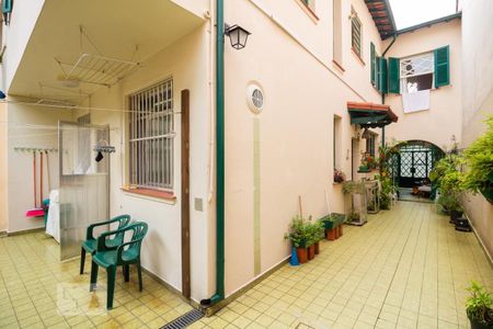 Casa à venda com 210m², 3 quartos e 2 vagasQuintal 
