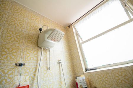 Casa à venda com 210m², 3 quartos e 2 vagasBanheiro da Suíte 