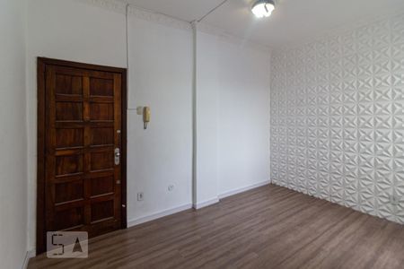 Sala de apartamento para alugar com 2 quartos, 60m² em Vista Alegre, Rio de Janeiro